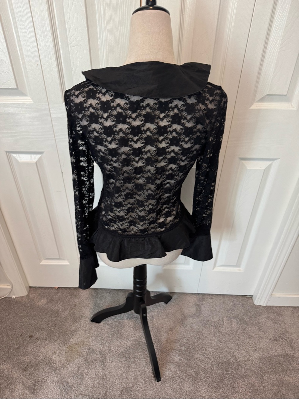 Joseph Ribkoff size 8 Lace top with Satin Ruffle Accents - Picture 12 of 16